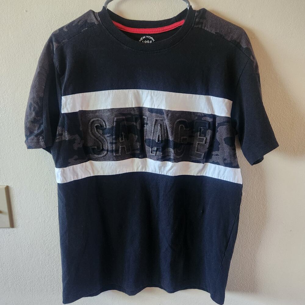 Mens Savage T shirt Size Medium
